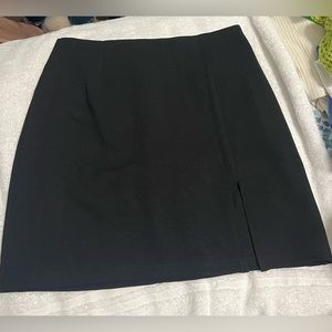 Black skirt with slit